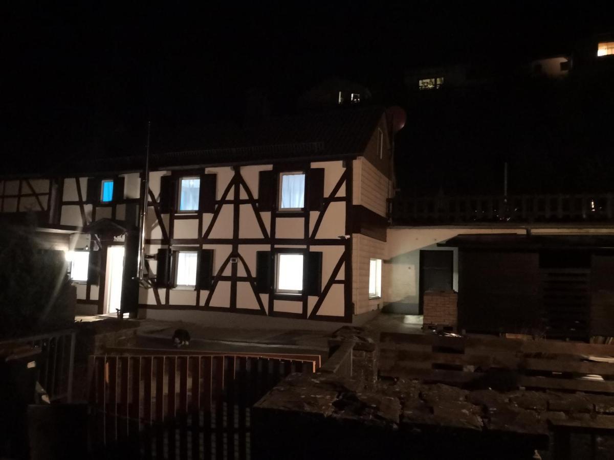 Haus Am Fluss Villa Kall Luaran gambar